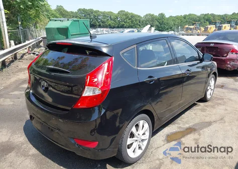2012 Hyundai Accent Se z USA, uszkodzony, nr VIN KMHCU5AE5CU017538